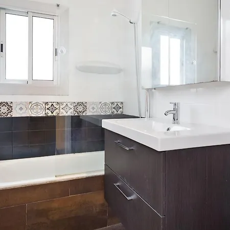 U Nique Apartman *